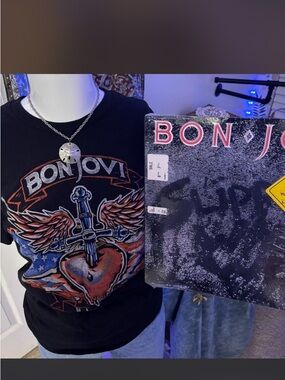 BUNDLE Bon Jovi Graphic Short Sleeve Tee - bon jovi slippery when wet vinyl